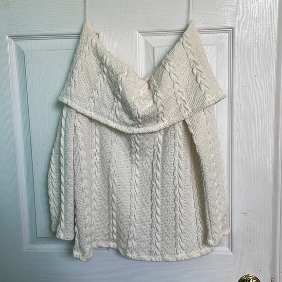 White off the shoulder sweater - Picture 2 of 2